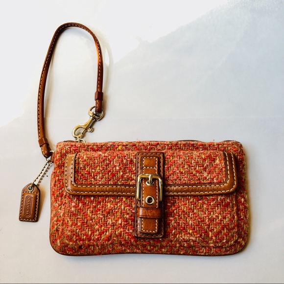 Coach Handbags - NWOT Coach Wool Tweed Wristlet
